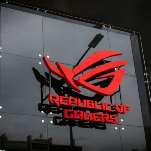ROG Store PIK