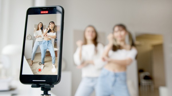 tiktoks tourette videos play a role in rapid increase of tics in teen girls