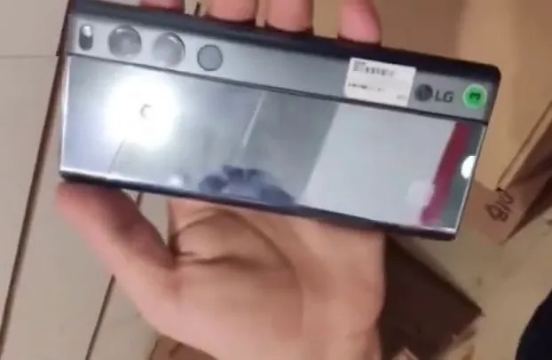 lg rollable back