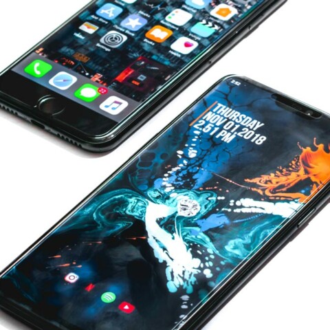 gambar iPhone dan ponsel Android