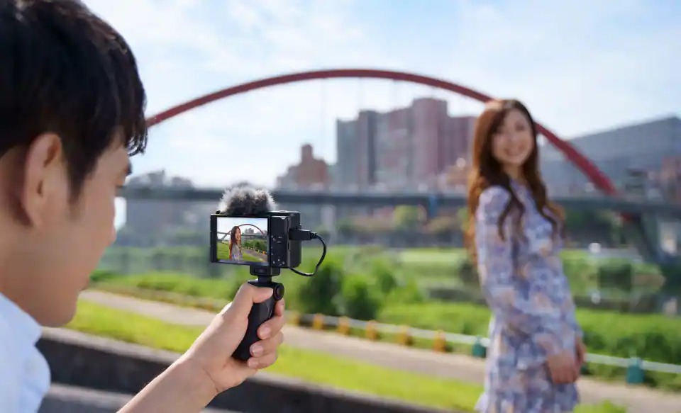 sony zv-1