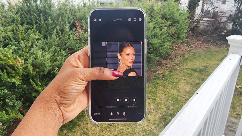 Mengubah ukuran foto lewat fitur edit di gallery