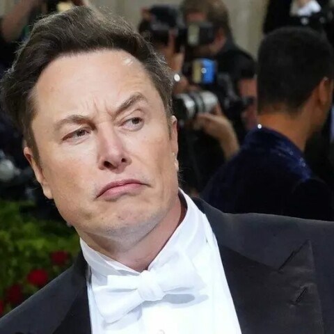 rumah elon musk mati lampu