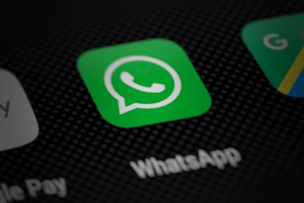 whatsapp uji status pesan suara