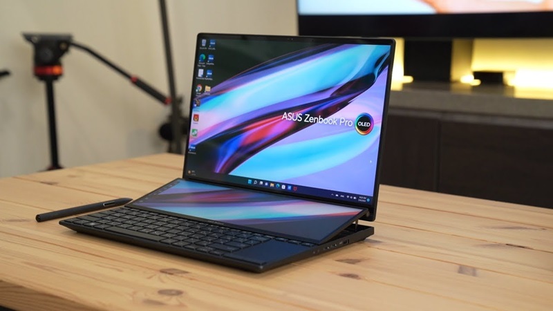 ASUS ZenBook Pro Duo 14 OLED (UX8402, 12th Gen Intel) - laptop content creator terbaik