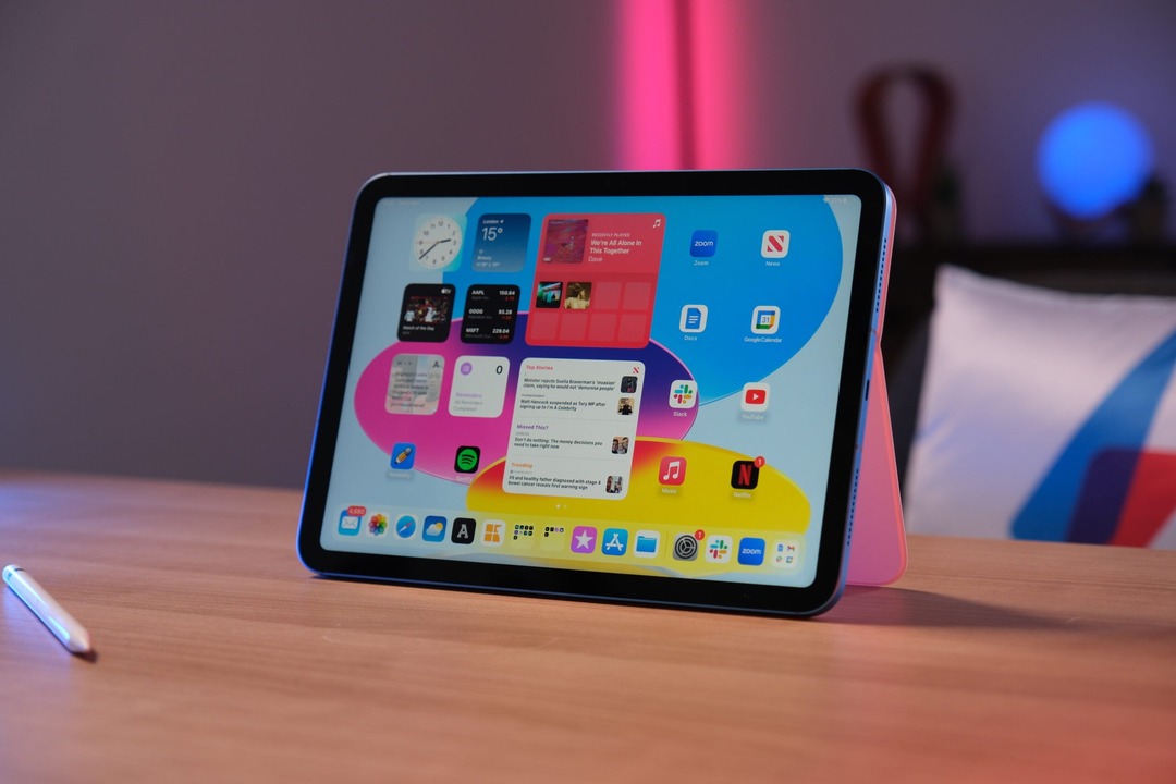apple smart home monitor