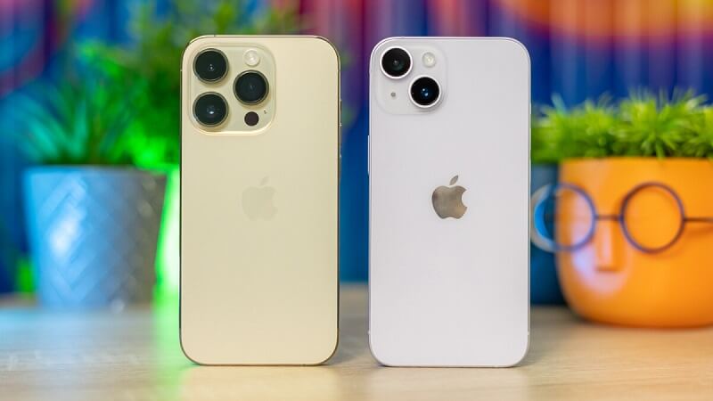 iPhone 15 Pro vs iPhone 15 Performa