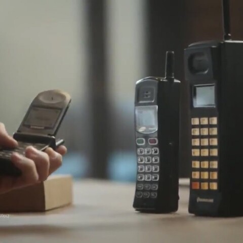 HP Pertama di Dunia