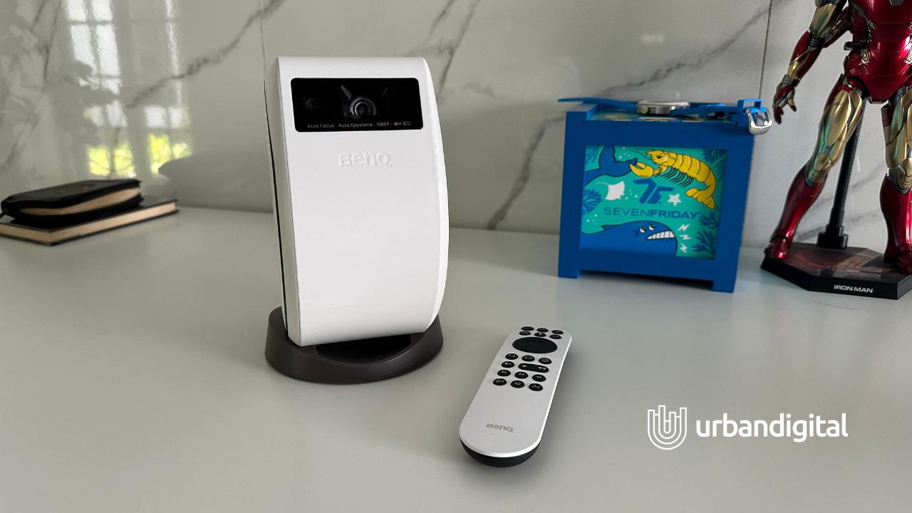 benq gv31 proyektor portabel mini