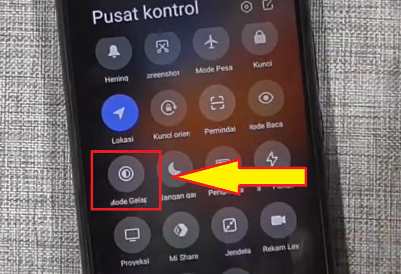 Aktifkan Mode Gelap Xiaomi Lewat Layar 2