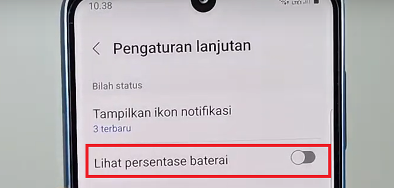 Pengaturan menampilkan persentase baterai pada HP Samsung