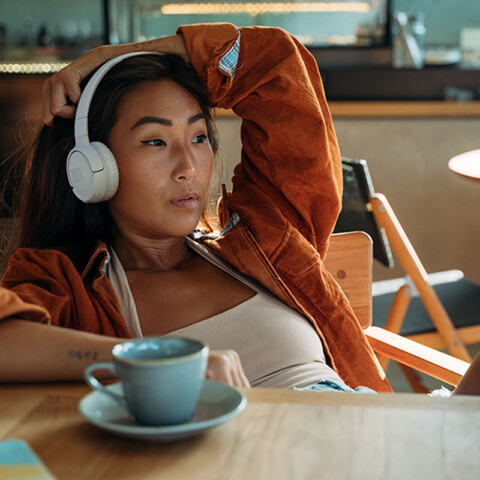 wireless headphone JBL Tune 520BT