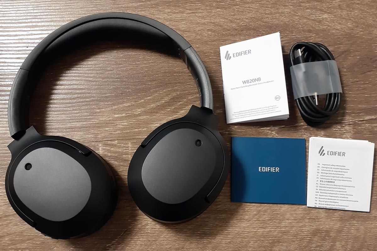 Wireless Headphone Edifier W820NB