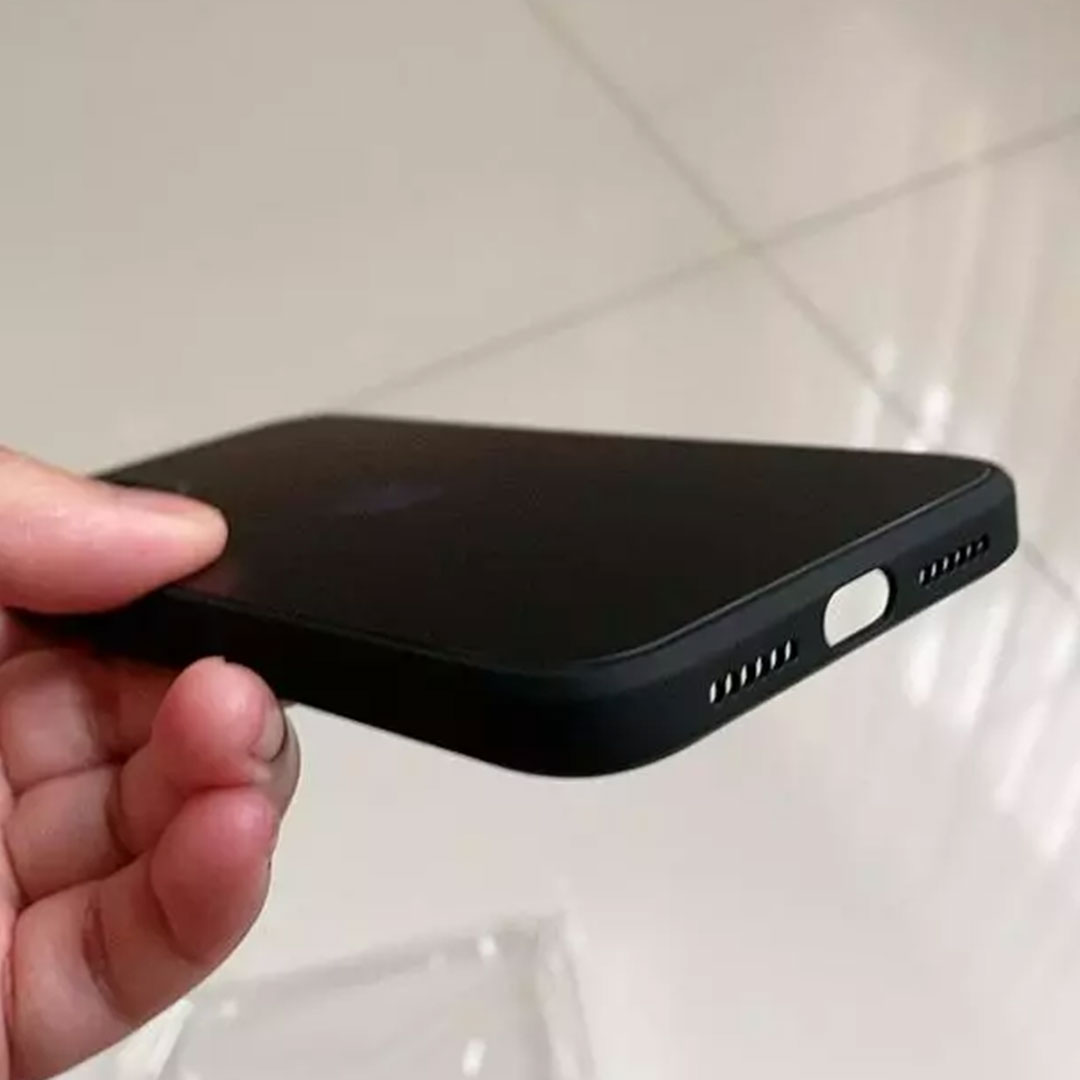 casing iphone 11 prometal hitam