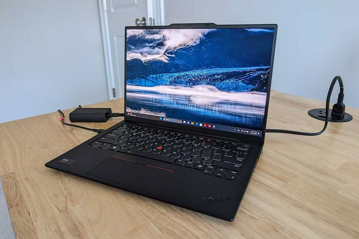 laptop 14 inci Lenovo ThinkPad X1 Carbon