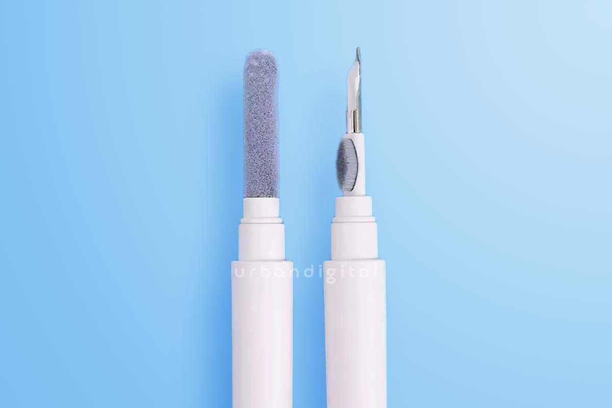 pembersih earbuds