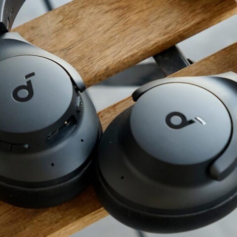 wireless headphone soundcore q20i