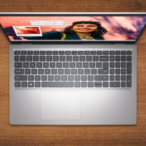 DELL Inspiron 3530