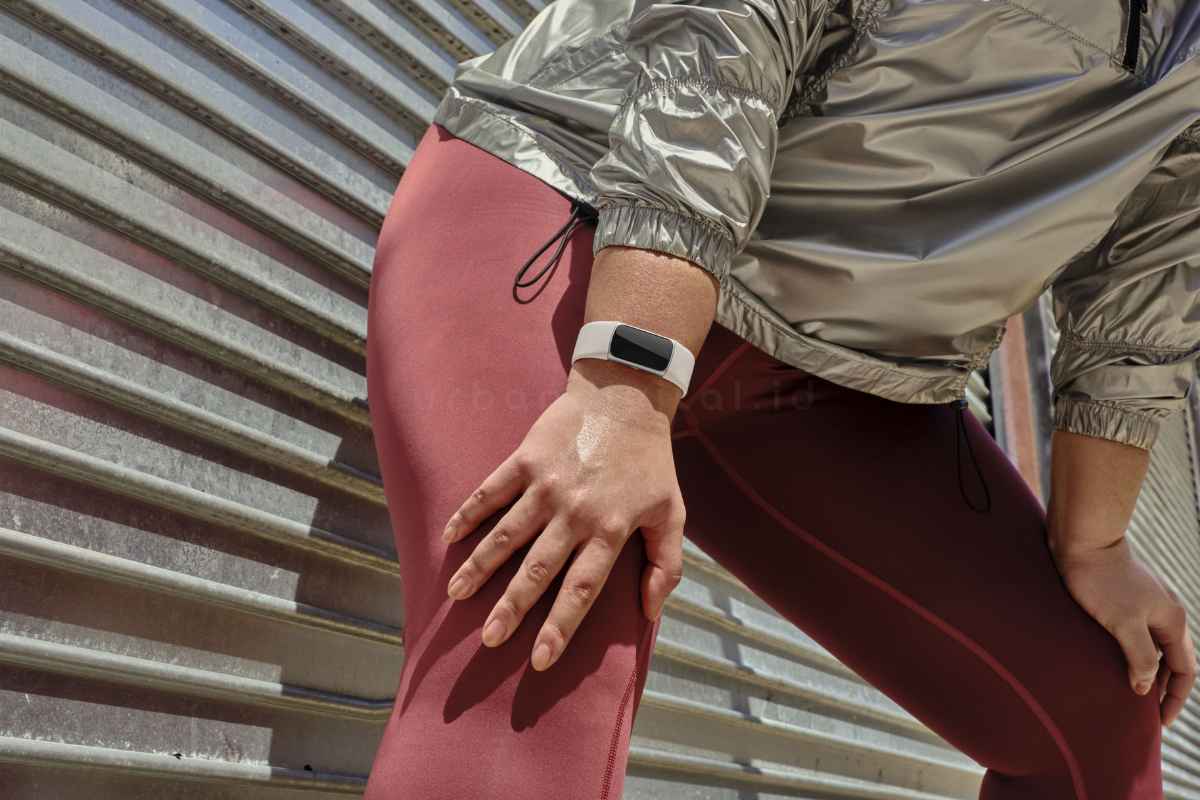 salah satu smart band terbaik, fitbit charge 6