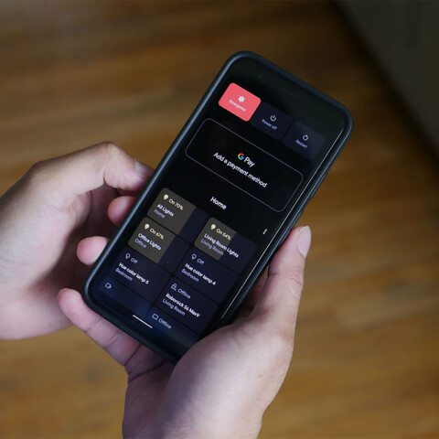 mengatur perangkat smart home dari hp