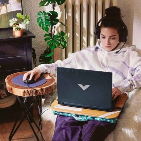 laptop victus 15