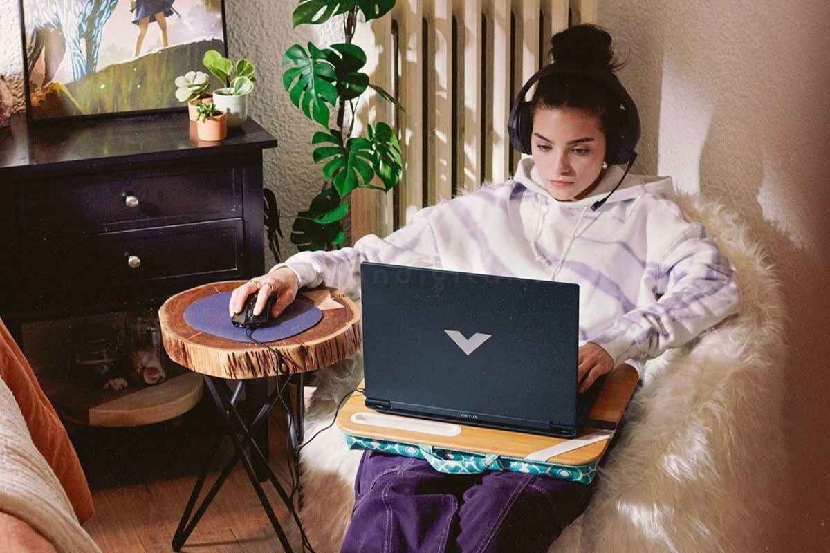 laptop victus 15