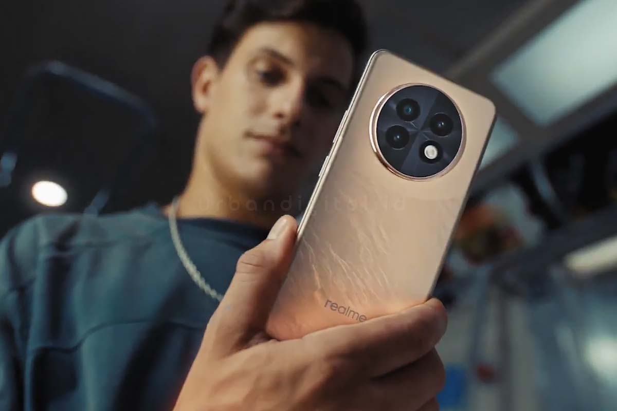 Realme 13+ 5G Victory Gold