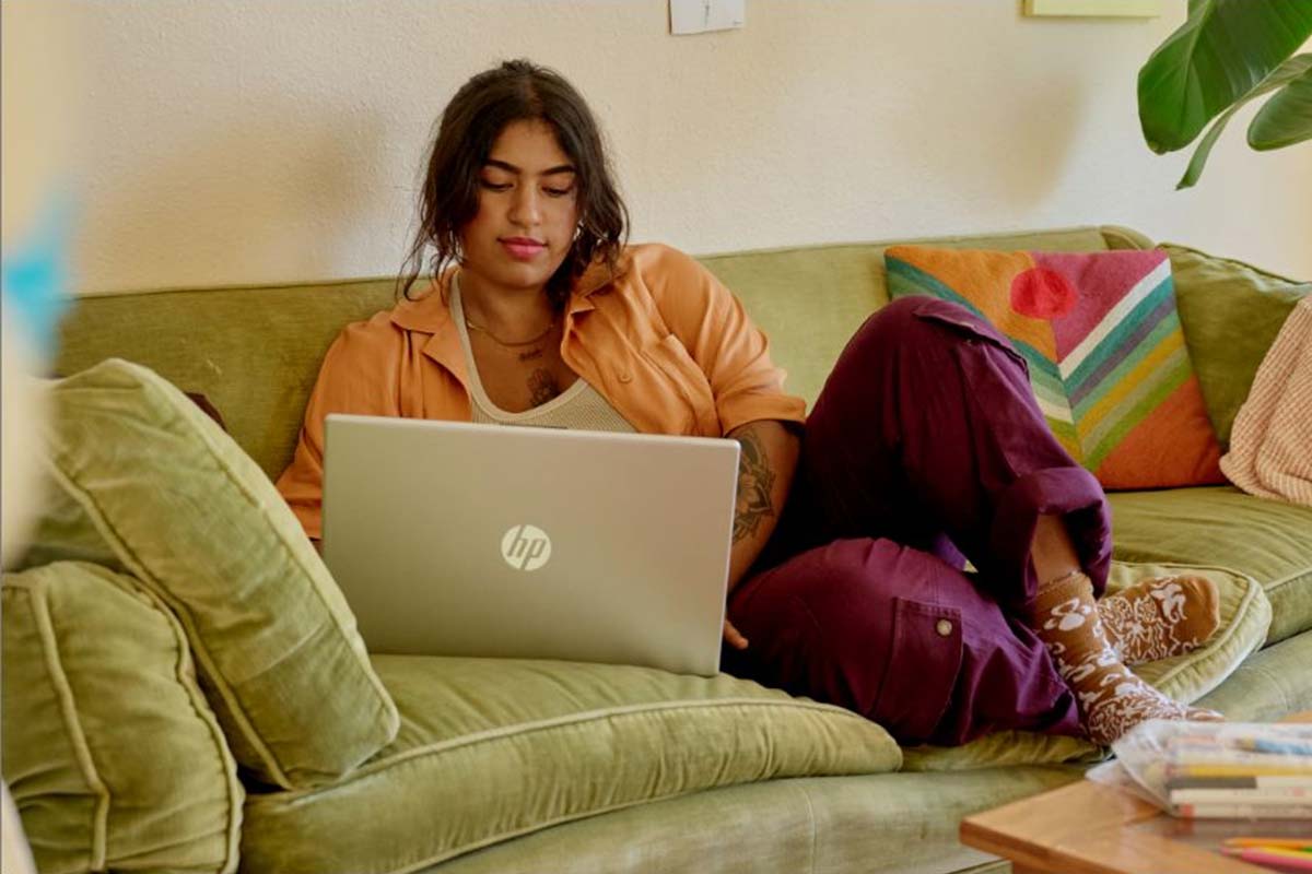 laptop hp 15 inci